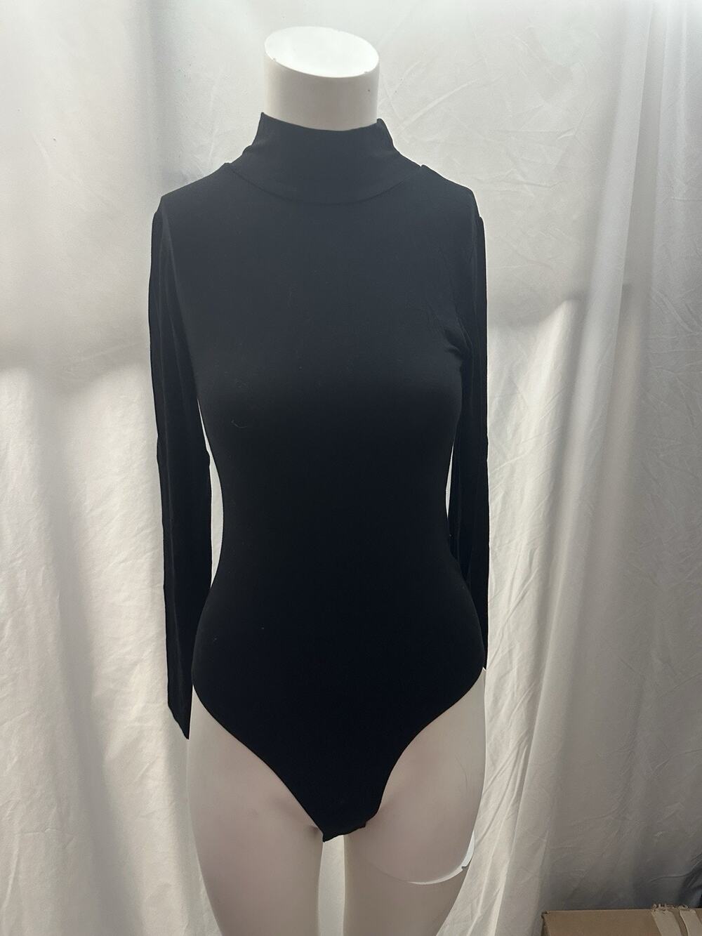 MANGOPOP Women's Size XS Long Sleeve Bodysuit Mock Turtleneck Black NEW NWT
